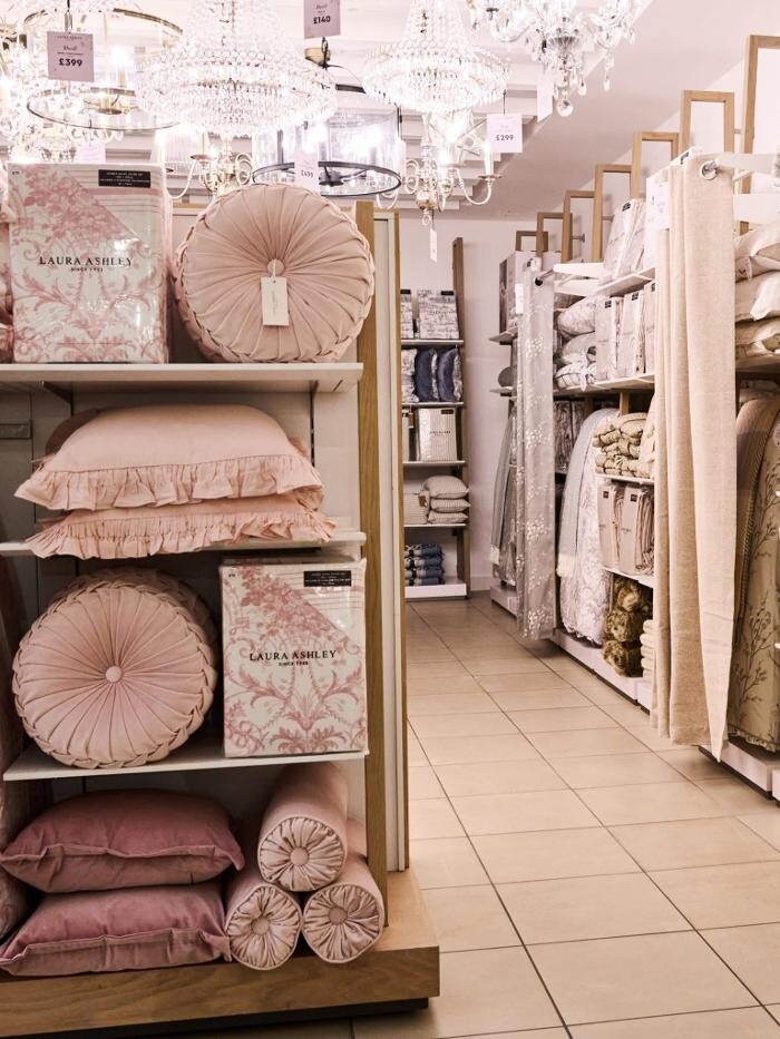 Images Laura Ashley