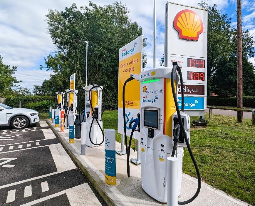 Images Shell Recharge Charging Station