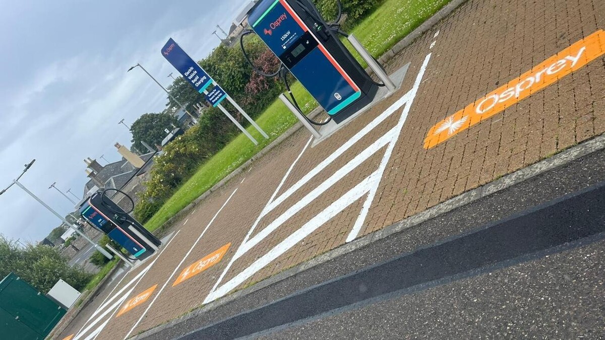 Images Osprey Charging Station