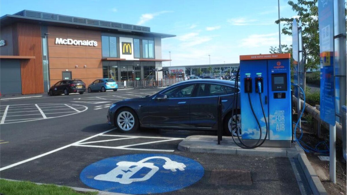 Images Osprey Charging Station