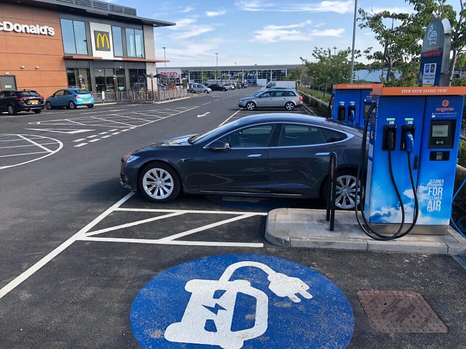 Images Osprey Charging Station