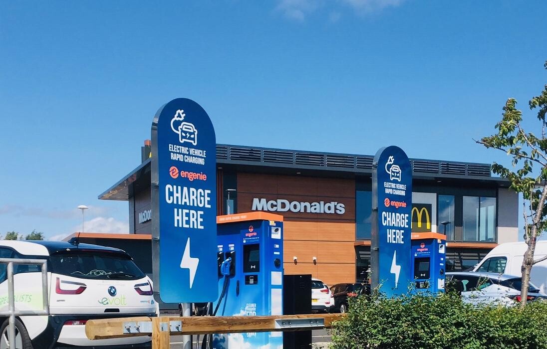 Images Osprey Charging Station