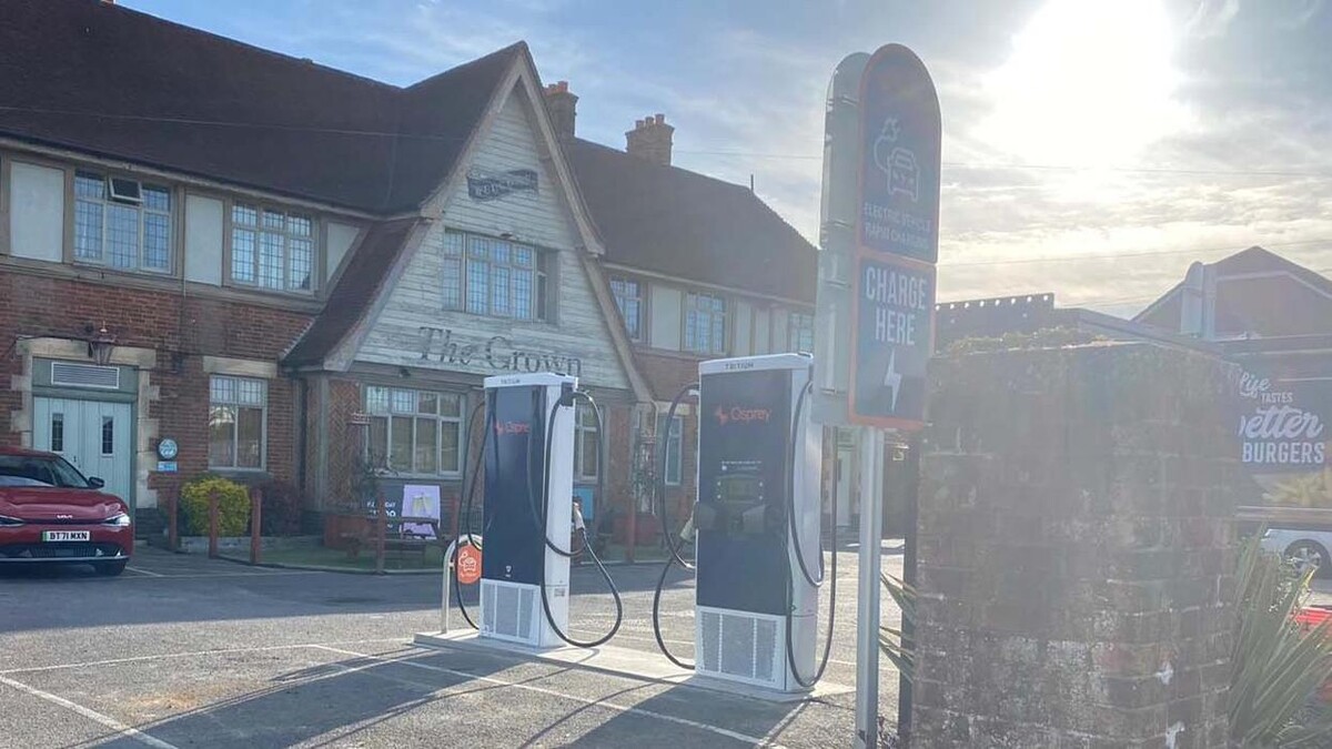 Images Osprey Charging Station