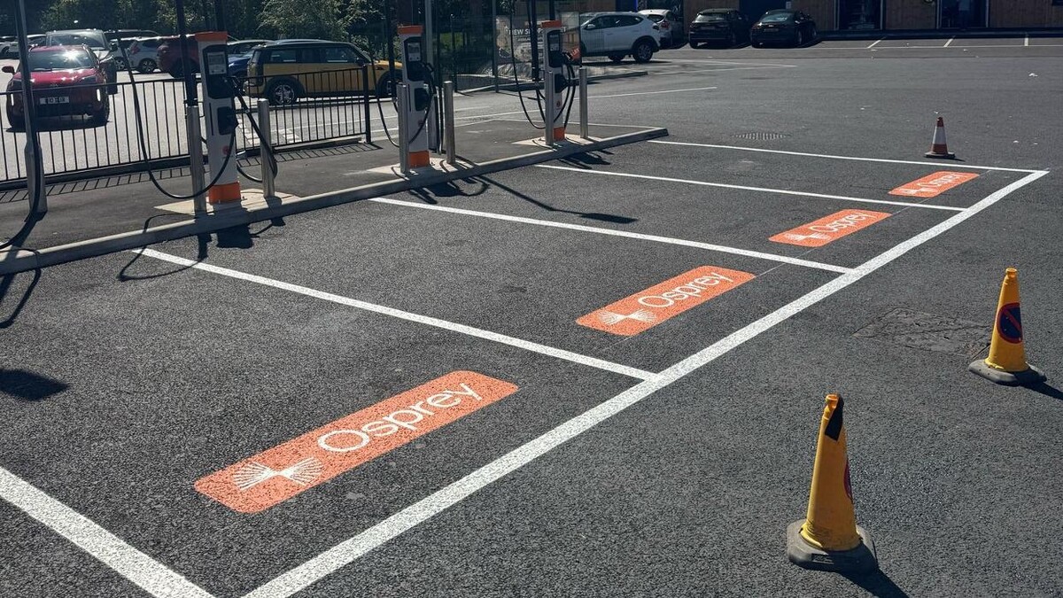 Images Osprey Charging Station