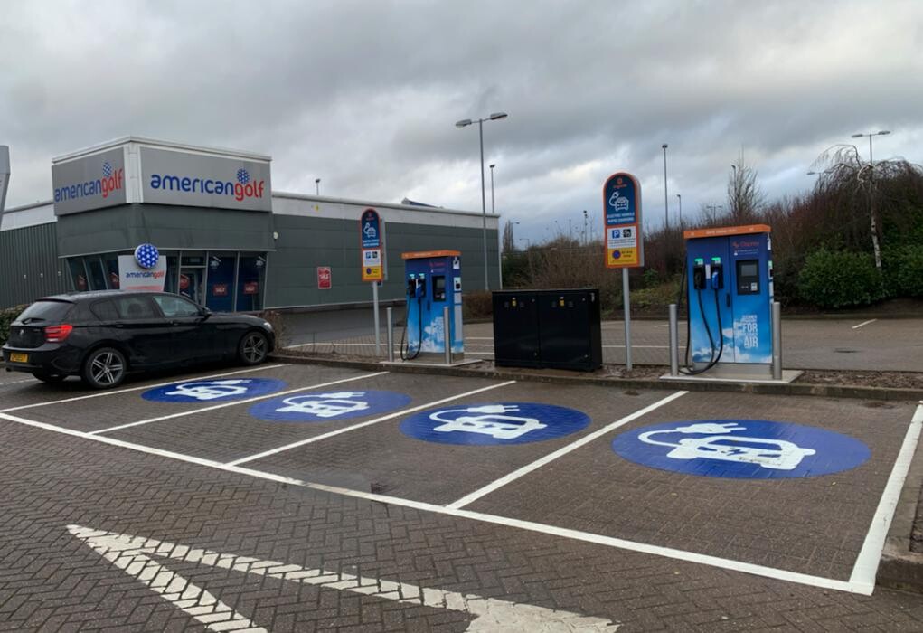 Images Osprey Charging Station