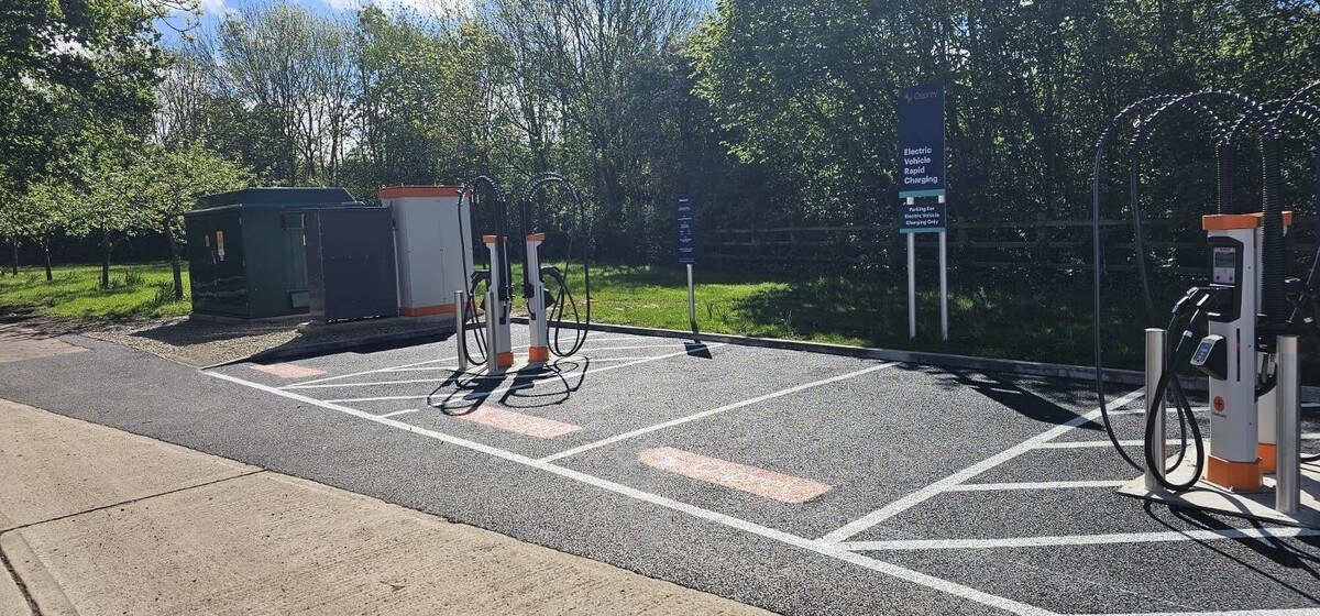 Images Osprey Charging Station