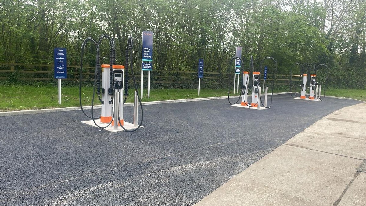 Images Osprey Charging Station