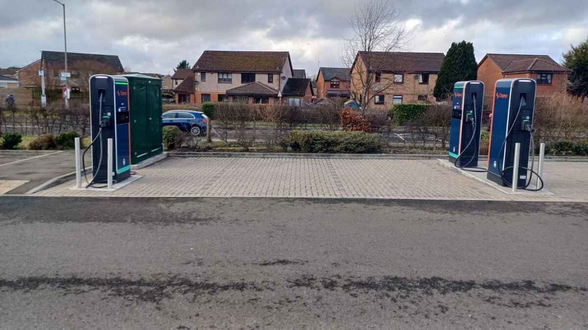 Images Osprey Charging Station