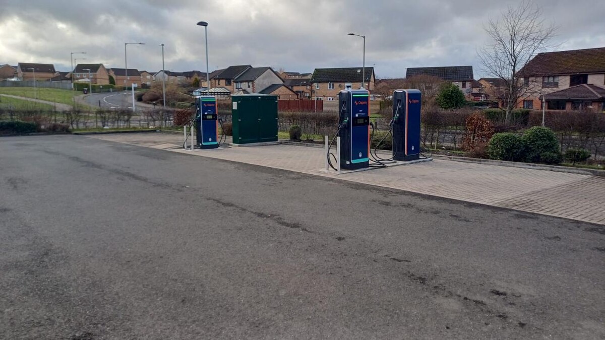 Images Osprey Charging Station