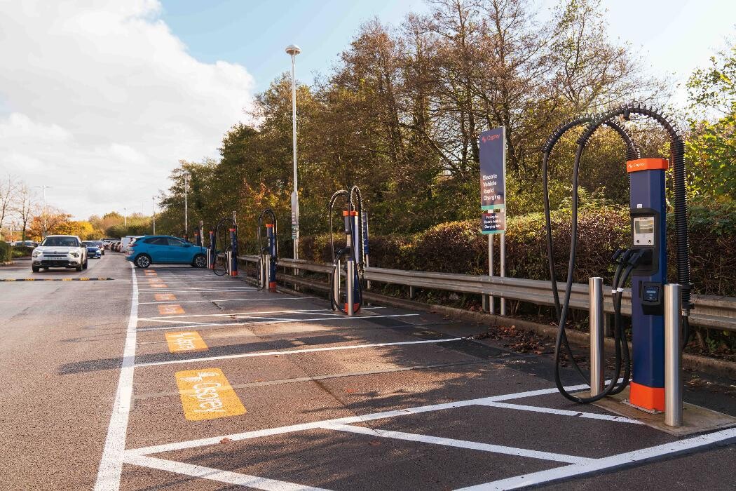 Images Osprey Charging Station