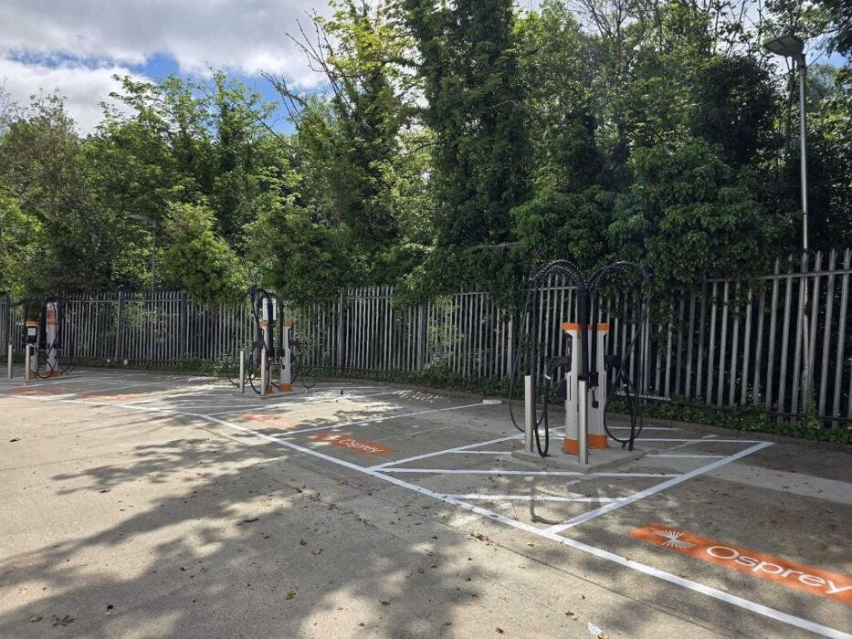 Images Osprey Charging Station