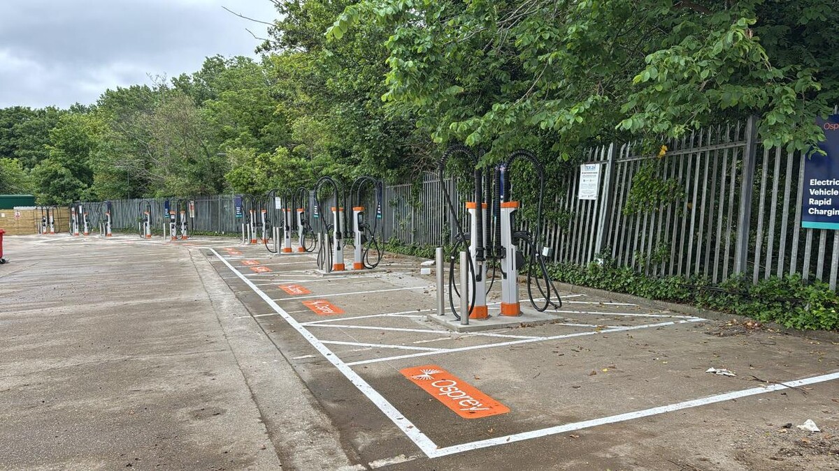 Images Osprey Charging Station