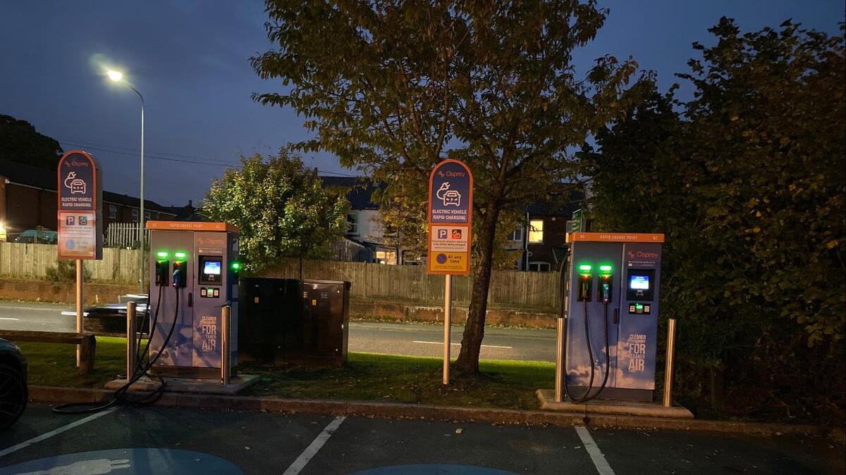 Images Osprey Charging Station