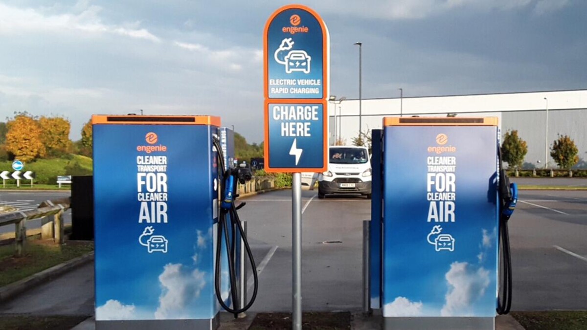 Images Osprey Charging Station