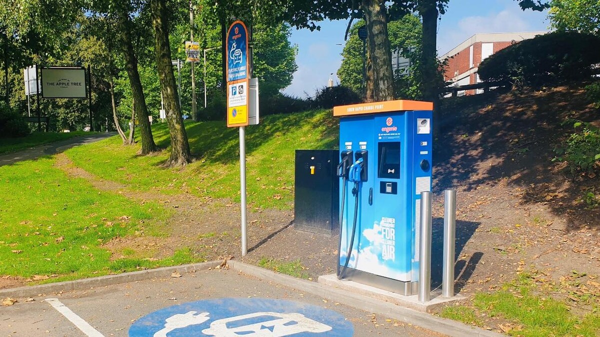 Images Osprey Charging Station