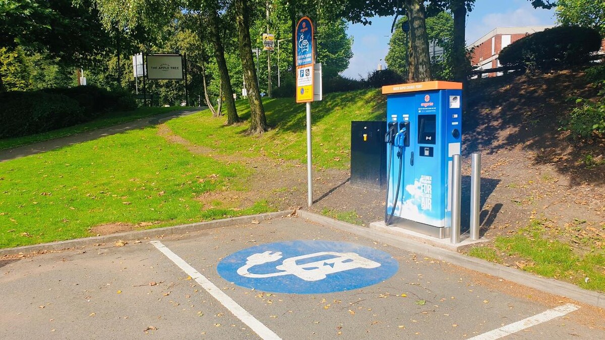 Images Osprey Charging Station