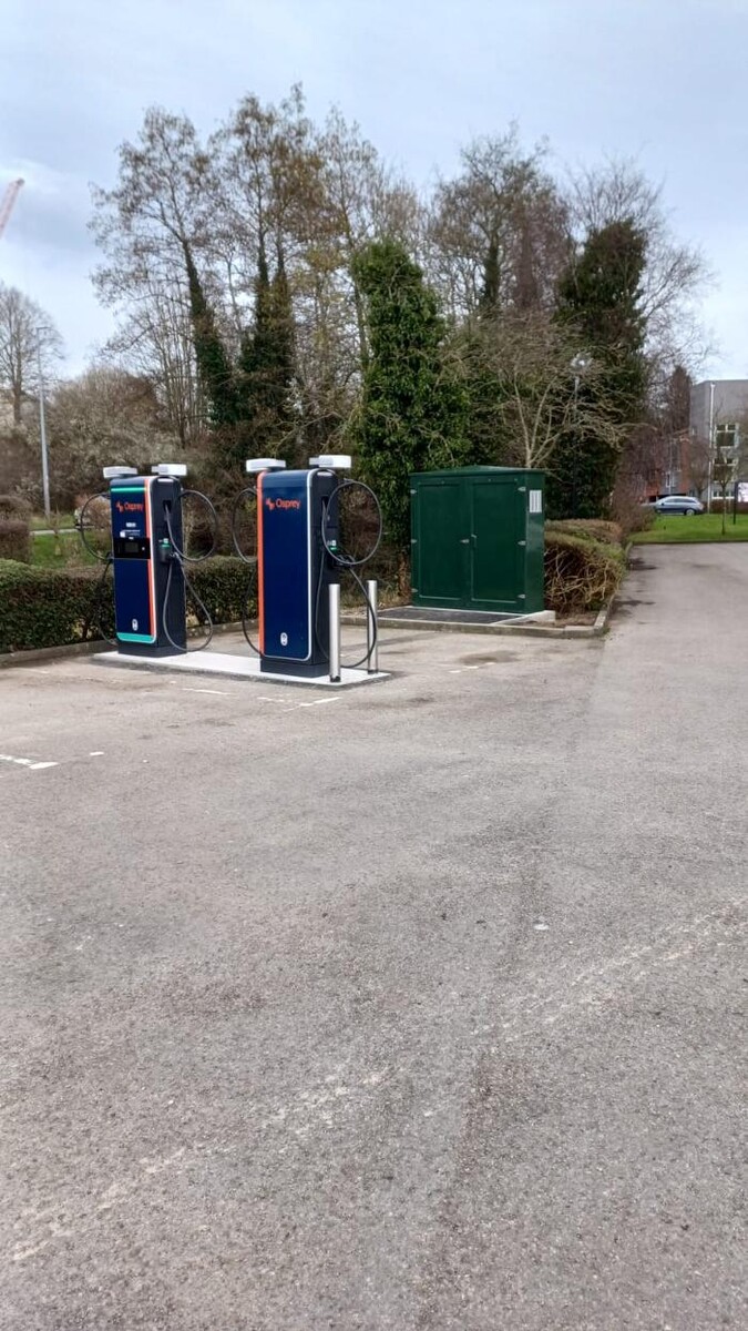 Images Osprey Charging Station