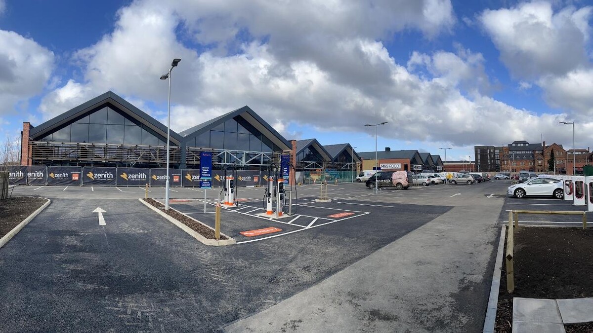 Images Osprey Charging Station