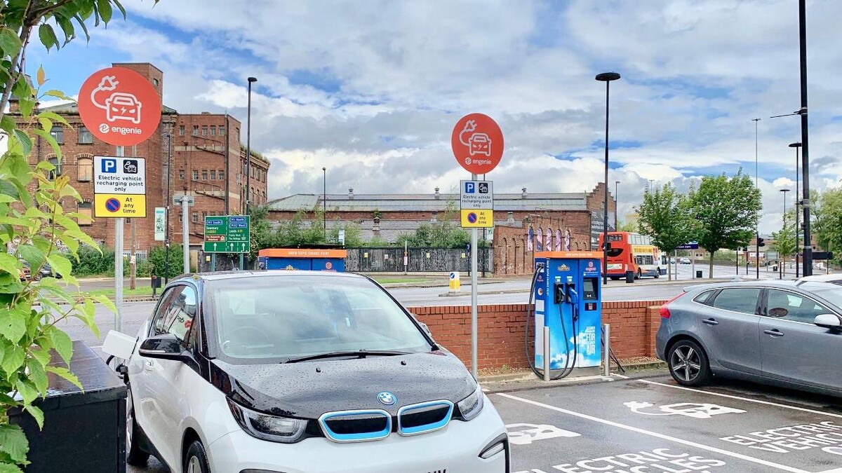Images Osprey Charging Station