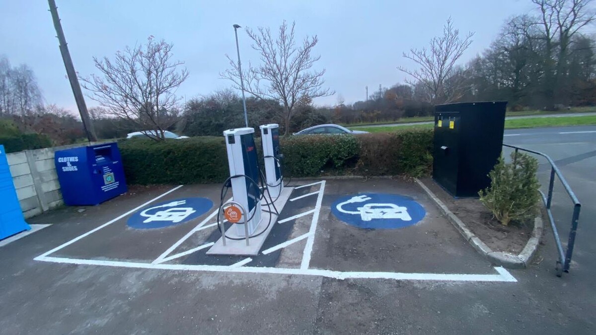 Images Osprey Charging Station