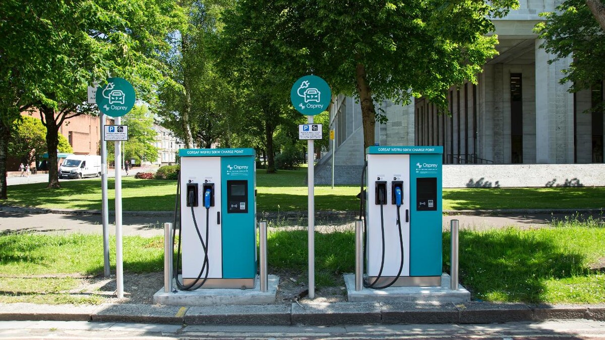 Images Osprey Charging Station