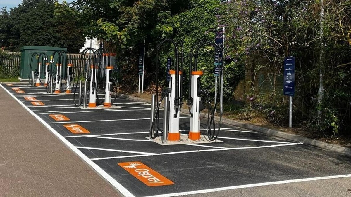 Images Osprey Charging Station