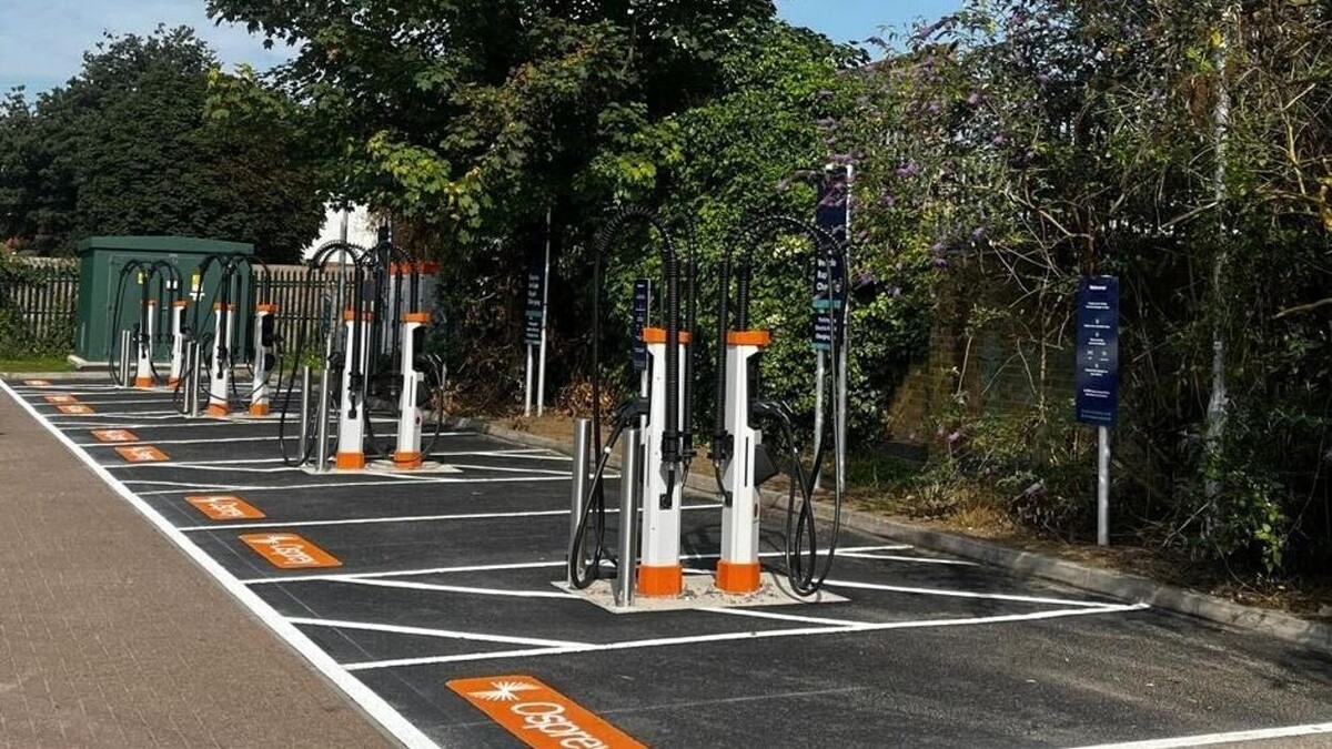 Images Osprey Charging Station