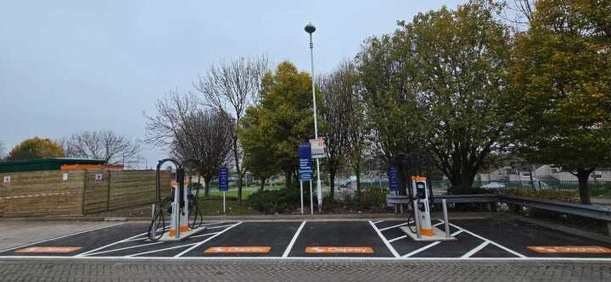 Images Osprey Charging Station