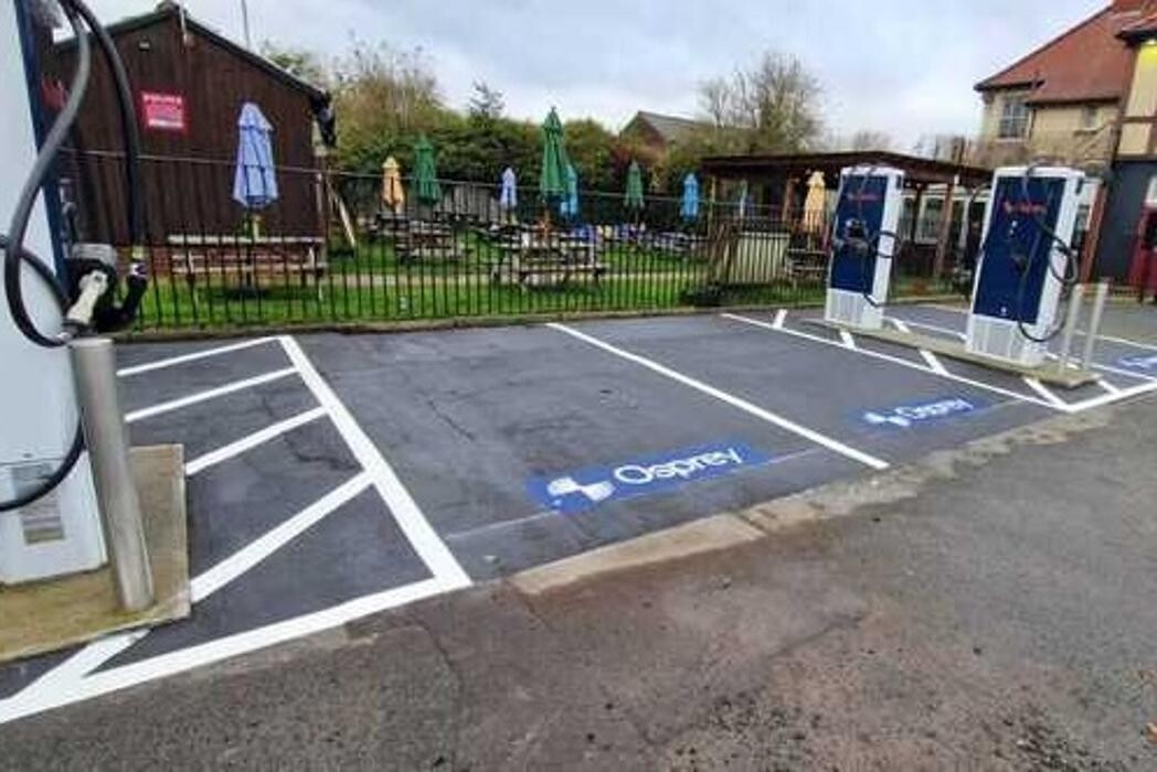 Images Osprey Charging Station