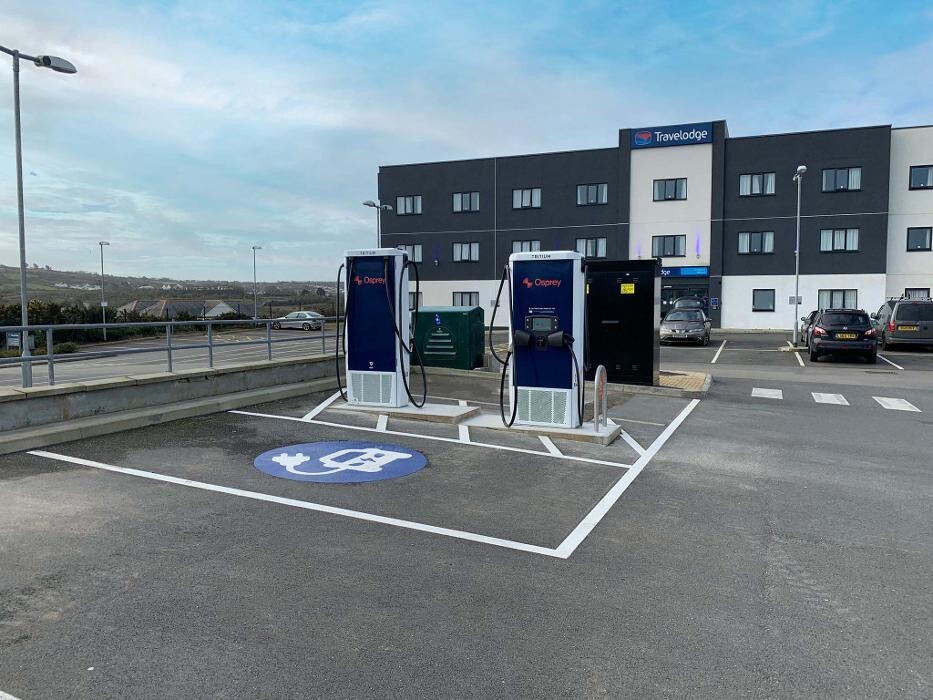 Images Osprey Charging Station