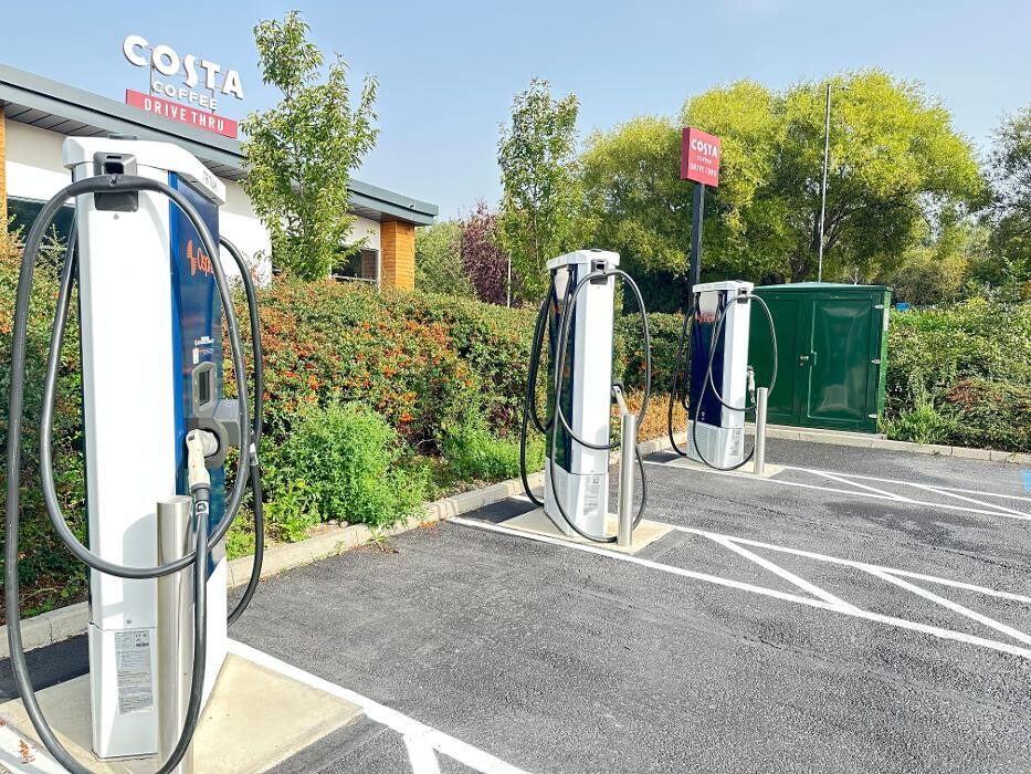 Images Osprey Charging Station