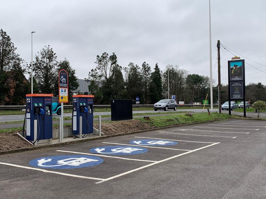 Images Osprey Charging Station