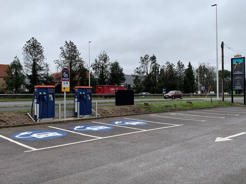 Images Osprey Charging Station