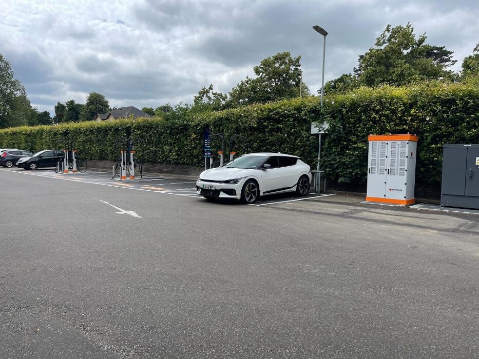 Images Osprey Charging Station