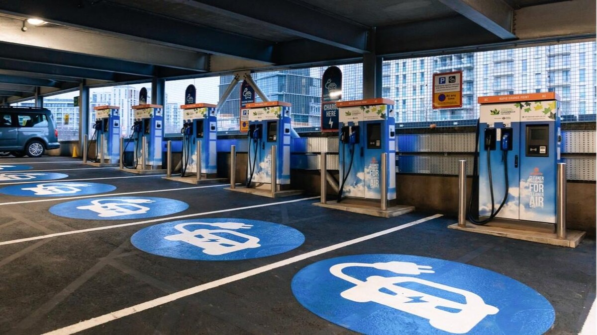 Images Osprey Charging Station