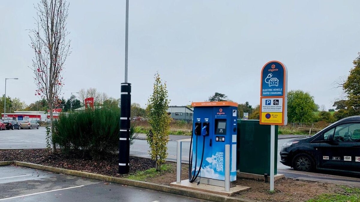 Images Osprey Charging Station