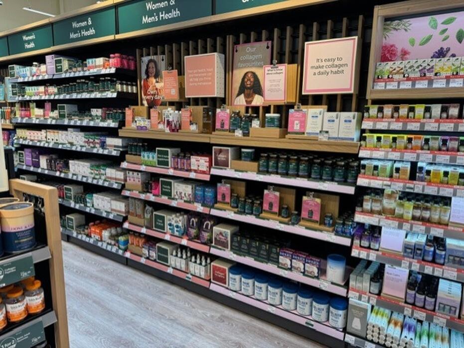 Images Holland & Barrett - Corby Tesco