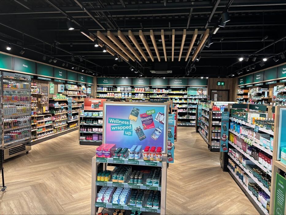 Images Holland & Barrett - Leeds Springs