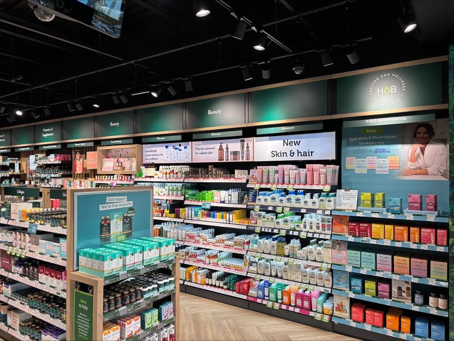 Images Holland & Barrett - Leeds Springs