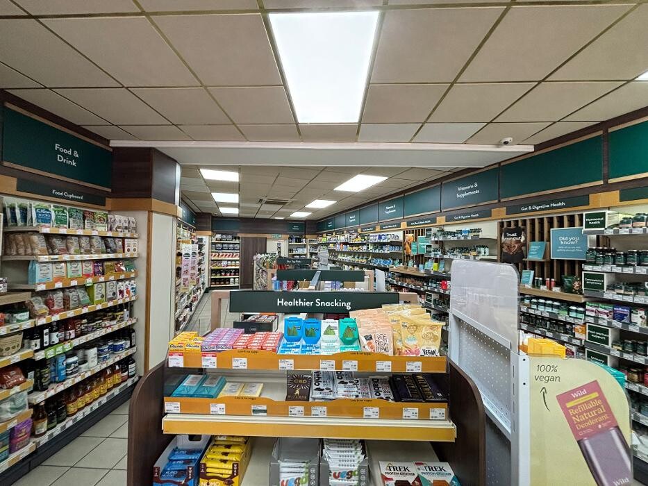 Images Holland & Barrett - Long Eaton