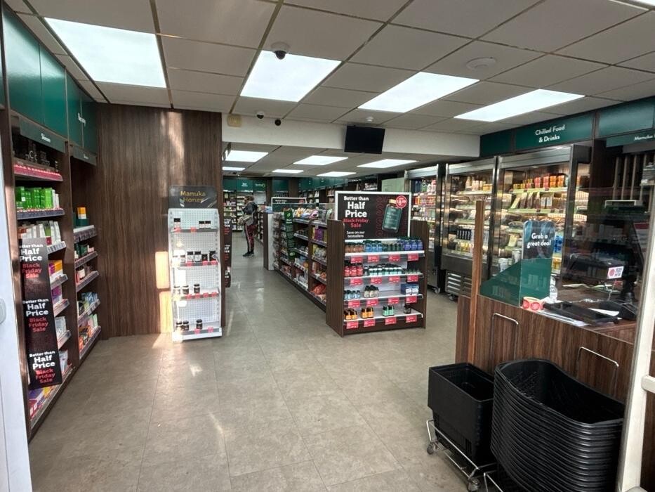 Images Holland & Barrett - Stratford Upon Avon