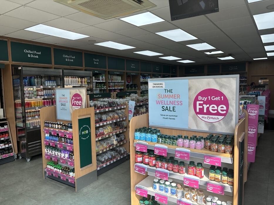 Images Holland & Barrett - Edmonton Green