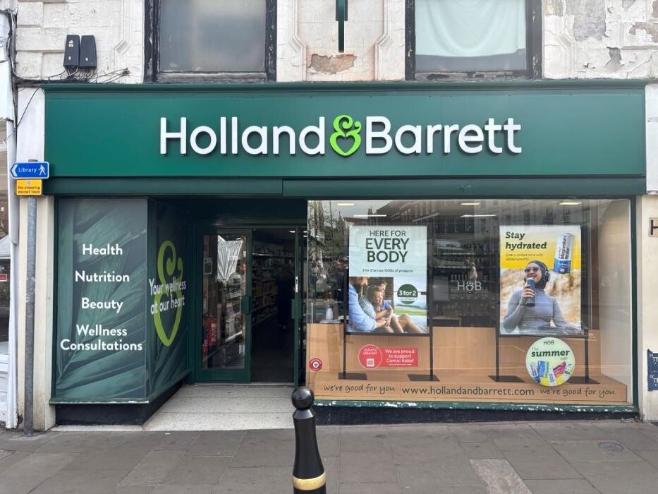 Images Holland & Barrett - Louth