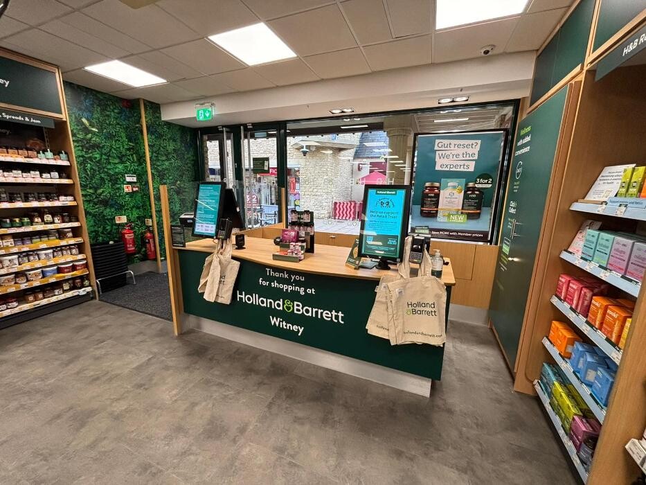 Images Holland & Barrett - Witney