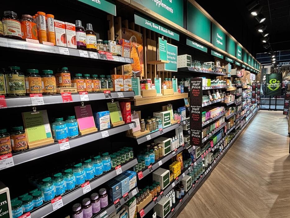 Images Holland & Barrett - Rochdale