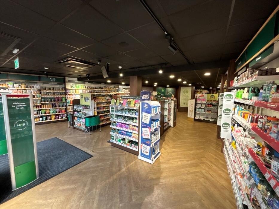 Images Holland & Barrett - Sudbury