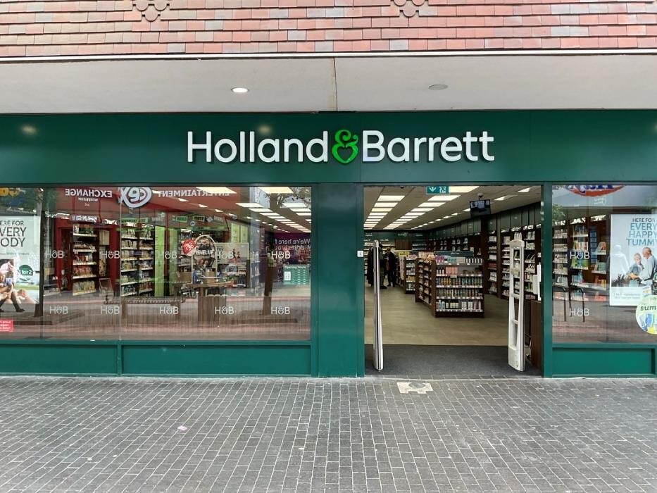 Images Holland & Barrett - Middlesbrough