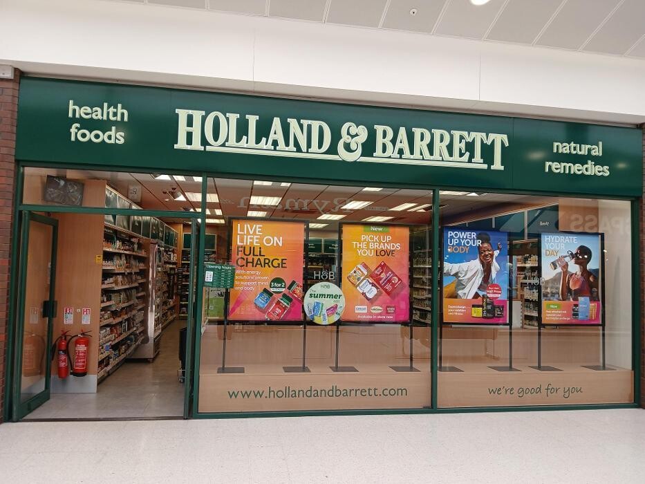 Images Holland & Barrett - Buxton