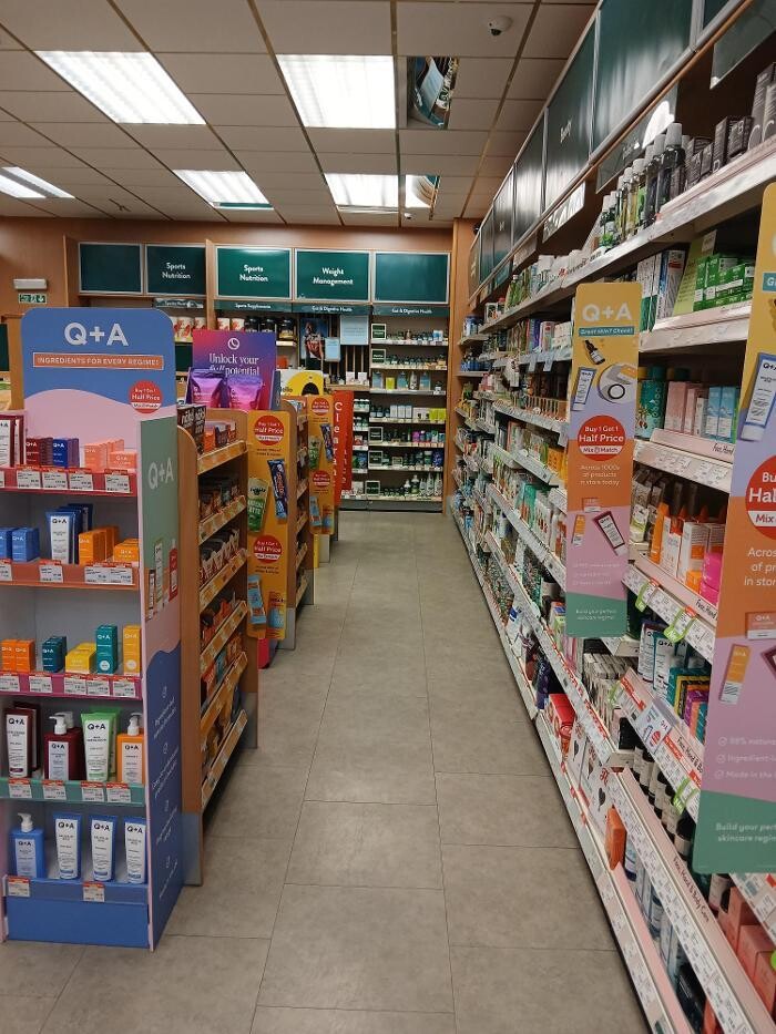 Images Holland & Barrett - Buxton