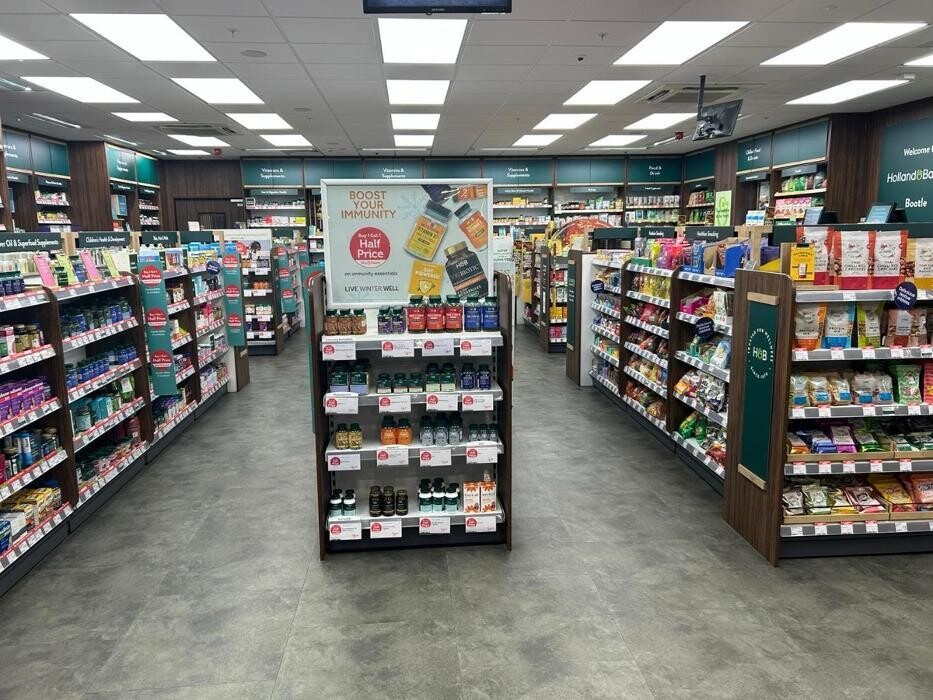 Images Holland & Barrett - Bootle